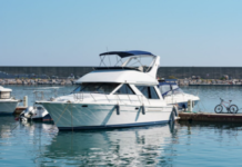 4 Places to Buy Godfrey Pontoon Boats for Vacations buy godfrey pontoon boats
