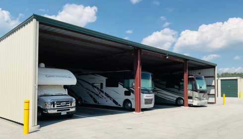 Household Belongings That Stay in Better Condition Inside Climate Controlled Storage Climate controlled storage